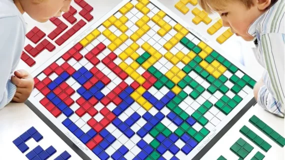 202 BLOKUS MAINAN