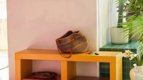324 tempat duduk